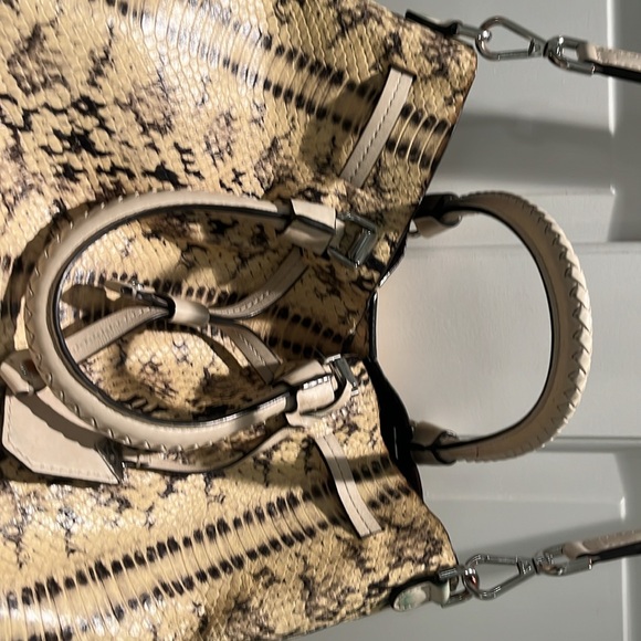 Michael Kors satchel - Picture 3 of 5